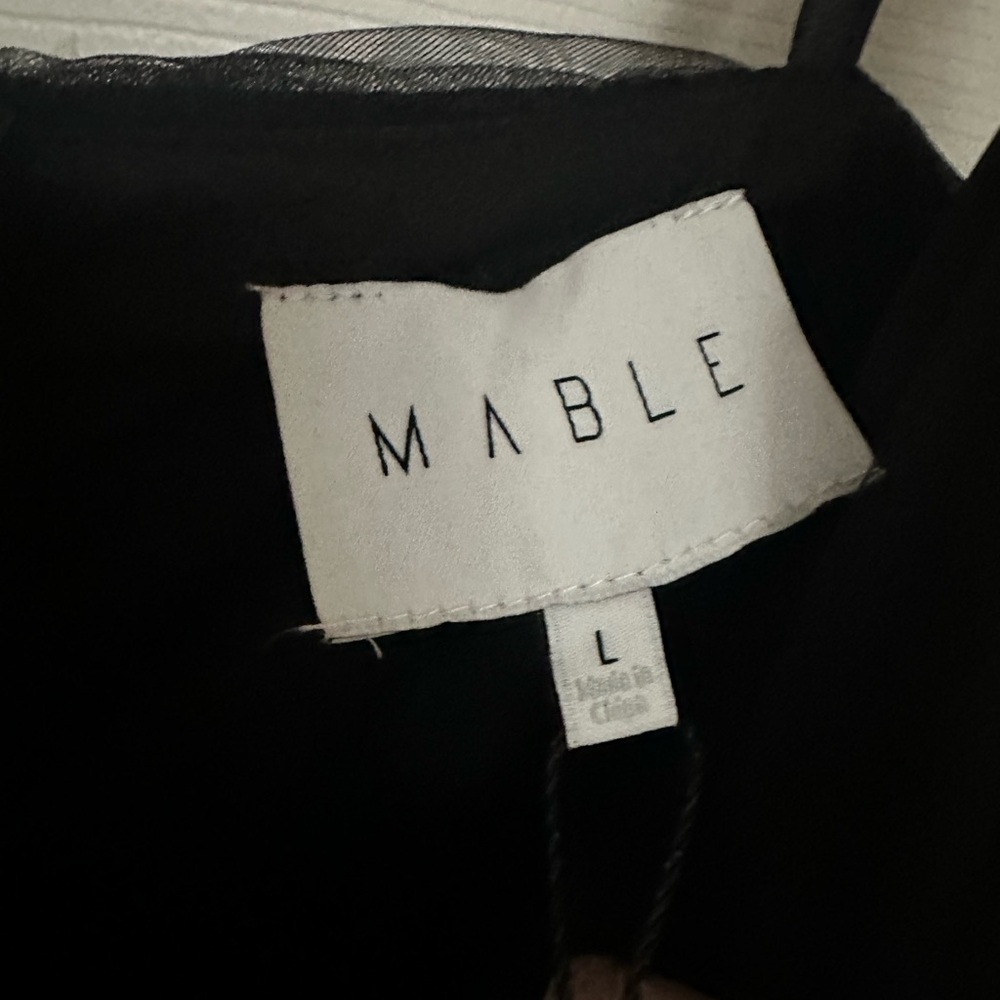 MABLE Elegant Black Dress - Picture 7 of 9